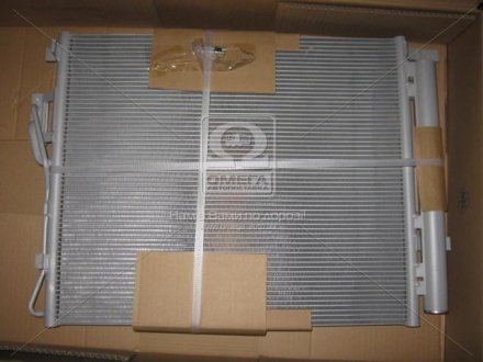 Радіатор кондиціонера (з осушувачем) HYUNDAI SANTA FE II, SANTA FE II/SUV 2.0D/2.2D 03.06-05.13 NISSENS 940209