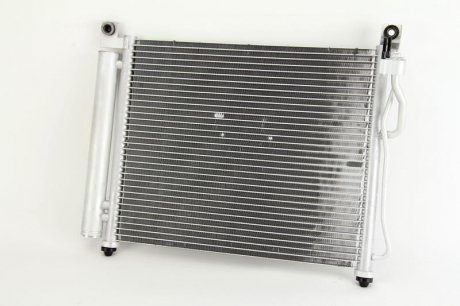 Радиатор кондиционера (с осушителем) KIA PICANTO 1.0/1.1/1.1D 04.04- NISSENS 94828 (фото 1)