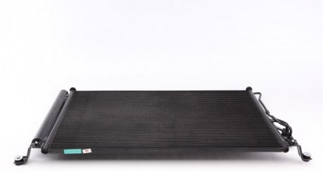 Радиатор кондиционера (с осушителем) HYUNDAI SANTA FE II 2.2D/2.7 03.06-12.12 NRF 35965