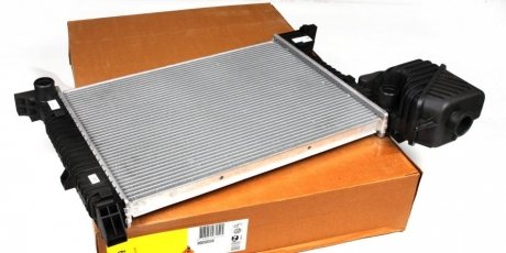 Радиатор двигателя MERCEDES SPRINTER 2-T (901, 902), SPRINTER 3-T (903), SPRINTER 4-T (904) 2.3/2.3CNG/2.3D 01.95-05.06 NRF 50559 (фото 1)