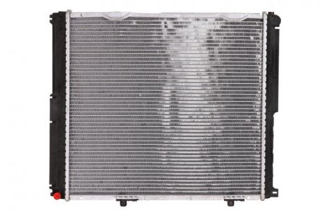 Радиатор двигателя MERCEDES E T-MODEL (S124), E (W124), KOMBI T-MODEL (S124), SEDAN (W124) 2.0D/2.5D/3.0D 12.84-06.96 NRF 516572