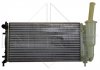 Радиатор двигателя (МКПП) FIAT PUNTO 1.2/1.2CNG 09.99-03.12 NRF 53601A (фото 2)