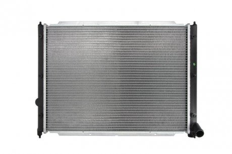 Радиатор двигателя Volkswagen TRANSPORTER III 1.6-2.1 05.79-07.92 NRF 53944