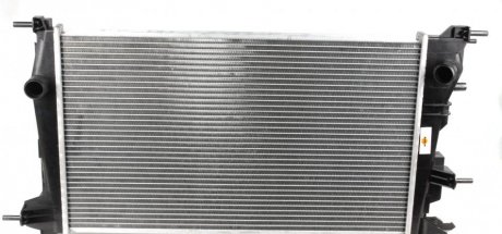 Радиатор двигателя RENAULT GRAND SCENIC III, MEGANE, MEGANE III, SCENIC III 1.2/1.4/1.5D 11.08- NRF 53963 (фото 1)