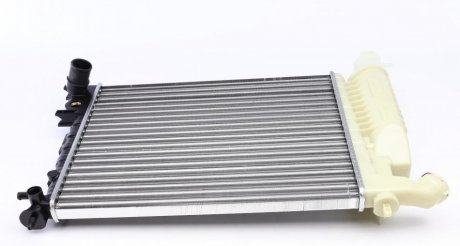 Радиатор двигателя (МКПП) CITROEN XSARA, ZX; PEUGEOT 306 1.1-1.8 03.91-08.05 NRF 58184 (фото 1)