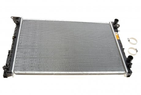 Радиатор двигателя RENAULT ESPACE III, LAGUNA I 1.6-2.0 11.93-10.02 NRF 58242