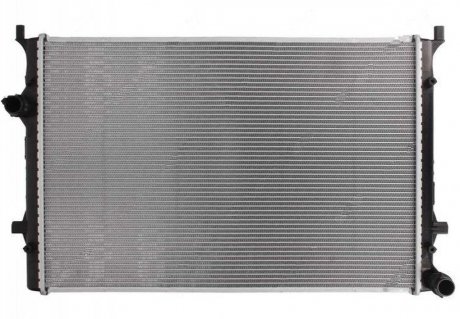 Радиатор охлаждения A3 03- (8J0121251B) Polcar 135108A1