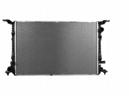 Радиатор охлаждения A6, 10- (4G0121251E) Polcar 13E108-1