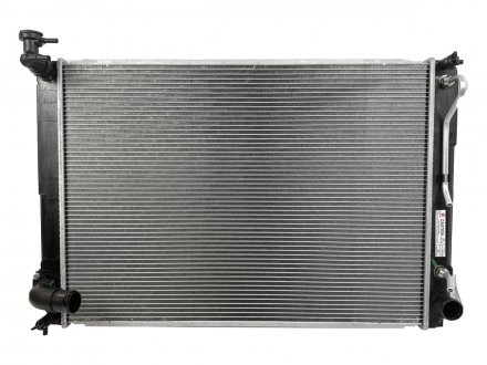 Радиатор системы охлаждения SAKURA 32718501 (фото 1)