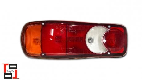 Задний фонарь с фишкой правое Renault Midlum after 2005.09 (штамп E-Mark) (7420862041, 5001846848, 5001857965, 20769784) TANGDE TD02-58-004R (фото 1)