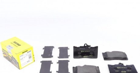 Комплект гальмівних колодок спереду LEXUS GS, IS III, RC; TOYOTA MARK X II 2.0-4.6 04.05- TEXTAR 2032501