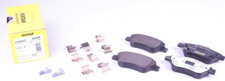 Комплект гальмівних колодок спереду FIAT DOBLO/MINIVAN; OPEL ADAM, CORSA D 1.0-1.9D 07.03- TEXTAR 2398202