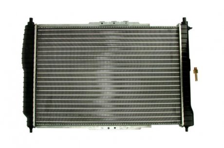 Радіатор двигуна (Із автоматичною трансмісією) CHEVROLET AVEO / KALOS; DAEWOO KALOS 1.2/1.4 04.03- THERMOTEC D70012TT (фото 1)