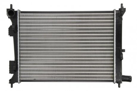 Радиатор двигателя (МКПП) HYUNDAI I20 I, VELOSTER; KIA RIO III 1.2-1.6 03.11- THERMOTEC D70318TT (фото 1)