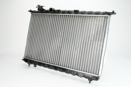 Радиатор двигателя (МКПП) HYUNDAI SONATA IV, XG 2.0-2.7 03.98-12.05 THERMOTEC D70506TT (фото 1)