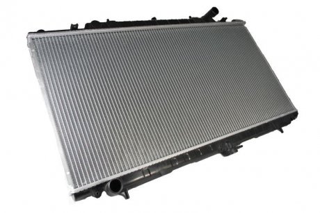 Радиатор двигателя (МКПП) NISSAN PATROL GR V 2.8D 06.97-05.00 THERMOTEC D71012TT