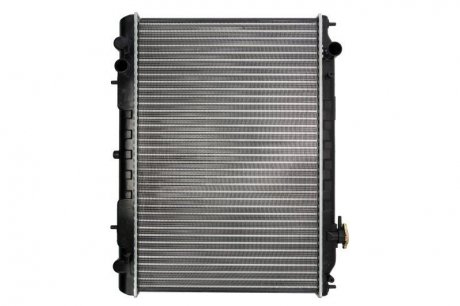 Радиатор двигателя (МКПП) NISSAN PICK UP 2.5D 03.02-12.10 THERMOTEC D71027TT