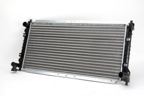 Радиатор двигателя (МКПП) MAZDA 626 IV, 626 V, MX-6, XEDOS 6 1.6-2.0 08.91-10.02 THERMOTEC D73003TT (фото 1)