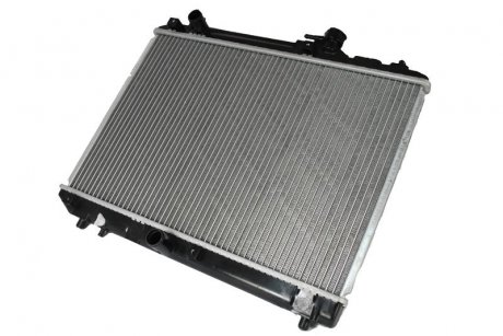Радиатор двигателя (МКПП) SUZUKI BALENO 1.3/1.6/1.8 07.95-05.02 THERMOTEC D78003TT (фото 1)