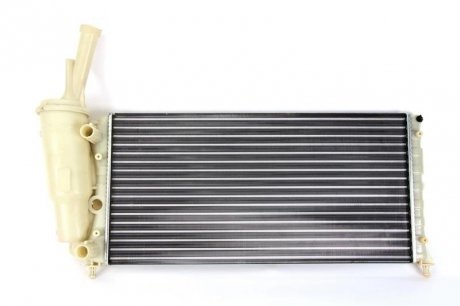 Радиатор двигателя (МКПП) FIAT PUNTO; LANCIA Y 1.2/1.4 10.93-09.03 THERMOTEC D7F046TT (фото 1)