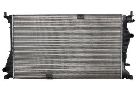 Радиатор двигателя (МКПП) OPEL VIVARO A; RENAULT TRAFIC II 2.0D 01.06- THERMOTEC D7R047TT (фото 1)