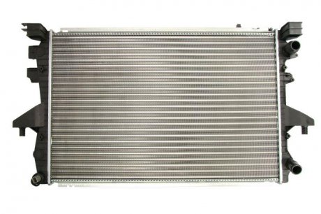 Радиатор двигателя (МКПП, исполнение: штампованный) Volkswagen MULTIVAN V, TRANSPORTER V 2.5D 04.03-11.09 THERMOTEC D7W071TT (фото 1)