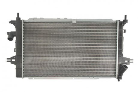 Радиатор двигателя (МКПП, исполнение: штампованный) OPEL ASTRA H, ASTRA H GTC, ZAFIRA B, ZAFIRA B/MINIVAN 1.3D-2.0 03.04-04.15 THERMOTEC D7X040TT (фото 1)