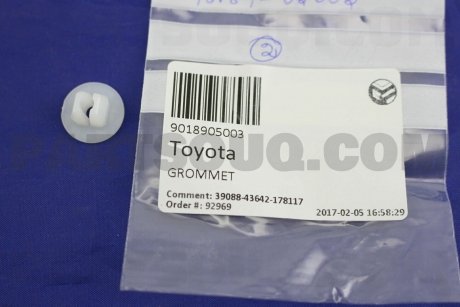 Фото автозапчастини фіксатор TOYOTA 90189-05003