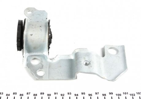 Сайлентблок важеля (переднього/знизу) Fiat Doblo 1.2-1.6i/1.9 JTD 01- (правий) UCEL 31378