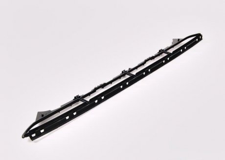 Решетка бампера Передняя (средняя, ​​без S-line, черная) AUDI A4 11.11-05.16 VAG 8K0807683
