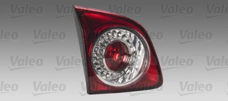 Задний фонарь левая (внутренняя часть, LED, свет противотуманных фар) Volkswagen GOLF VI PLUS 01.09-05.14 Valeo 044067