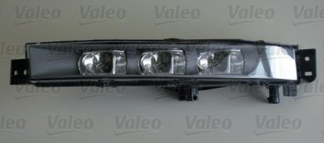 Протитуманна фара ліва (LED) BMW 6 (F12), 6 (F13), 6 GRAN COUPE (F06) 11.10- Valeo 044563 (фото 1)