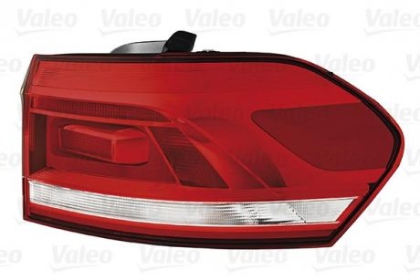 Задній ліхтар ліва (зовнішн) Volkswagen TOURAN I 05.10-05.15 Valeo 047045