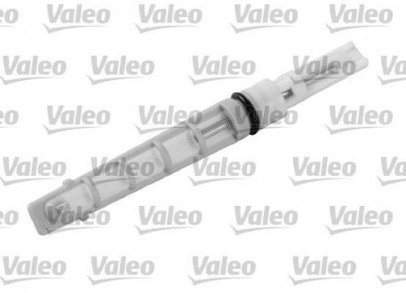 Расширительный клапан кондиционера Volvo 850, 940, 940 II, 960, 960 II; AUDI 100 C3, 100 C4, 80 B3, 80 B4, A2, A4 B5, A6 C4, A6 C5, A8 D2, A8 D3, ALLROAD C5, CABRIOLET B4 1.2D-6.0 10.88-03.16 Valeo 508971 (фото 1)