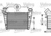 Фото автозапчасти интеркулер SKODA SUPERB I; Volkswagen PASSAT 1.8/2.0 11.00-03.08 Valeo 818720 (фото 1)