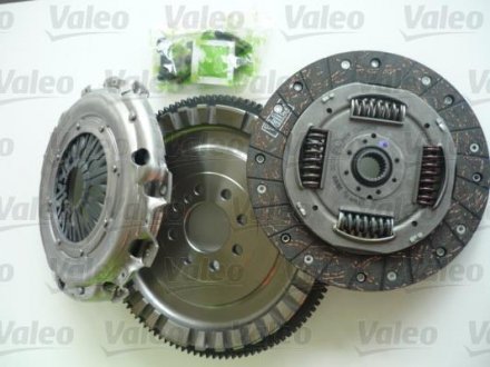 Комплект зчеплення із жорстким маховиком (239мм) FORD MONDEO III 2.0D 10.00-03.07 Valeo 835063