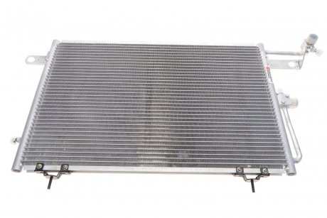 Радиатор кондиционера Audi 100/A6 1.8-4.2 90-97 Van Wezel 03005117