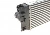 Радиатор интеркулера Mercedes Sprinter 2.2-3.0 CDI/Volkswagen Crafter 2.5TDI 06- Van Wezel 30004396 (фото 4)