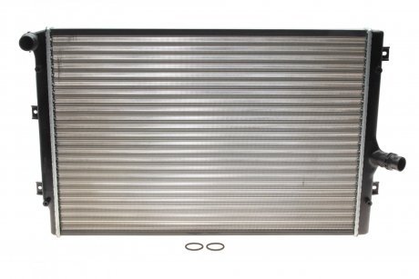 Радиатор охлаждения Volkswagen Caddy III 1.6/2.0TDI 10- Van Wezel 58012208 (фото 1)