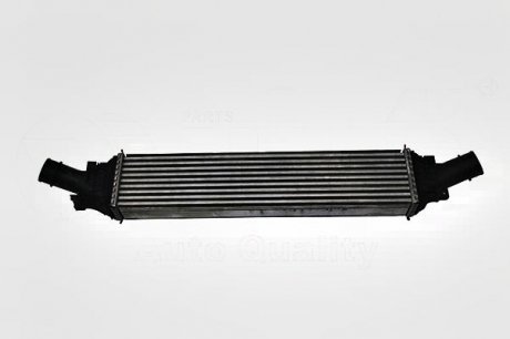Радиатор интеркуллера Audi A4 (13-) VIKA 11451392601 (фото 1)