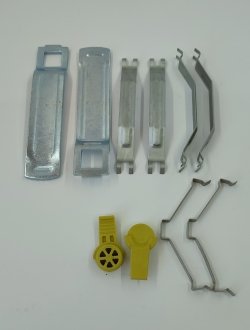 Монтажный комплект тормозной колодки (с пластинами) (29195) VRP VRP13195-KIT1 (фото 1)