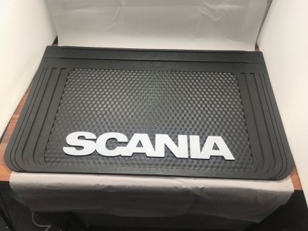 Фото автозапчасти брызговик с надписью SCANIA 400x650mm Черный выпуклый 3D 1шт WINGMAX SC-053